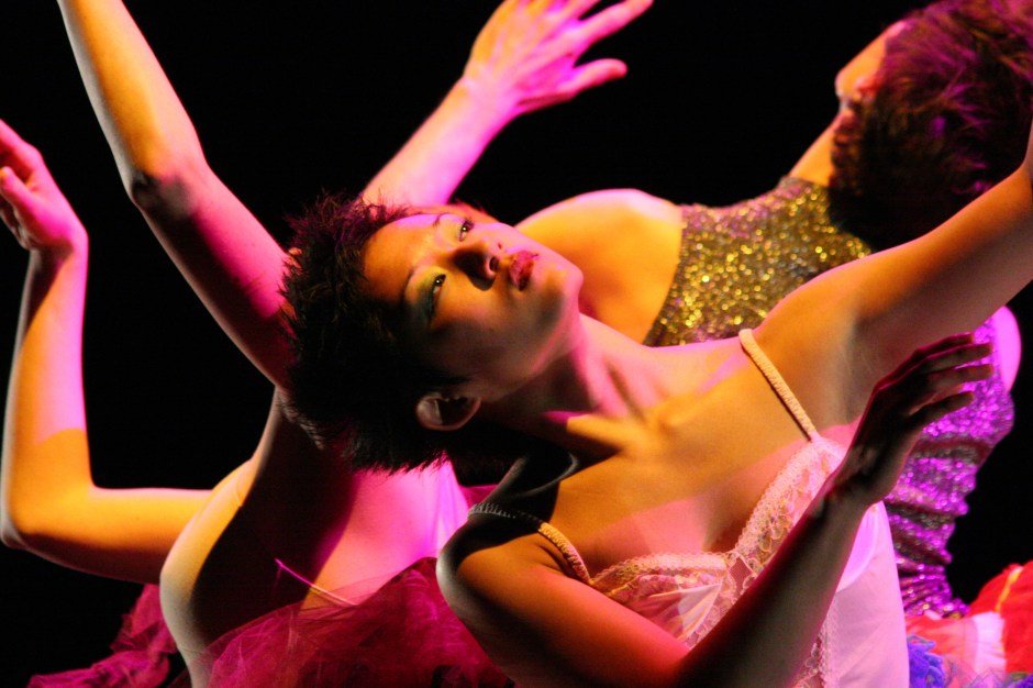 Photo by Alex Escalante